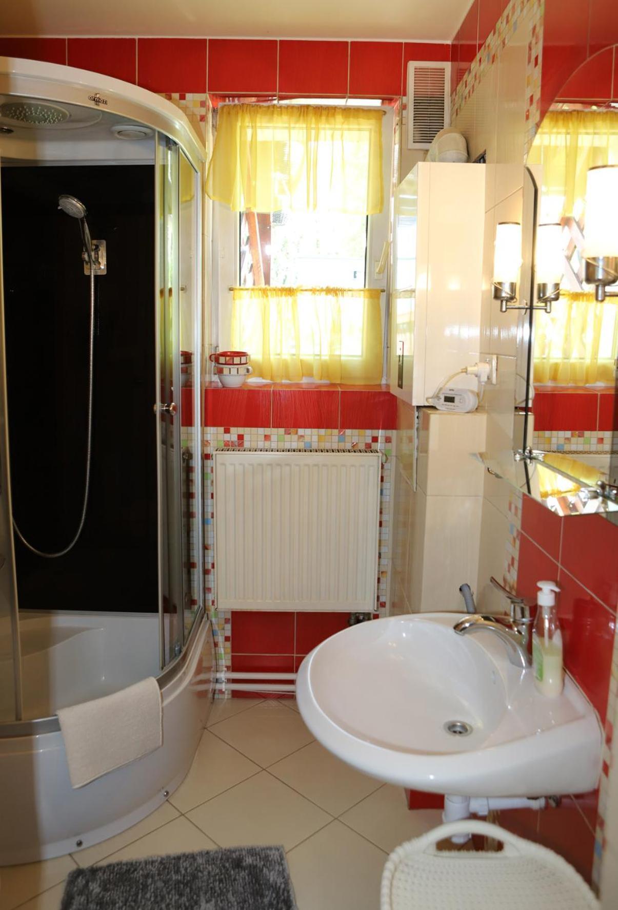 Przytulny Apartament-Cosy And Beautiful Żywiec Esterno foto